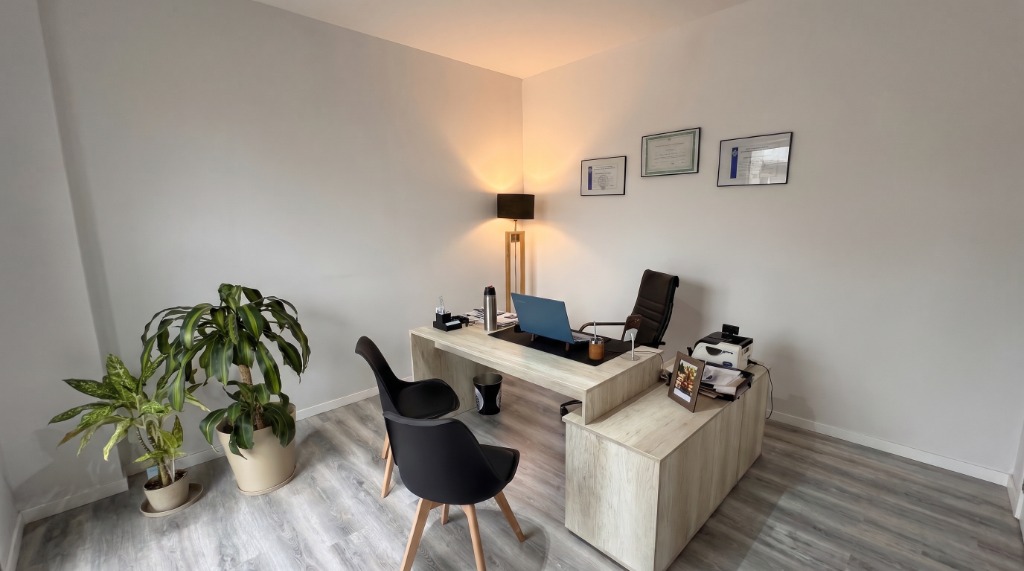 Interior Oficina Comercial — Inmobiliaria José Vicari